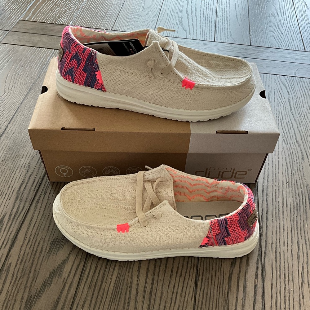 NWT Hey Dude | Wendy Slip On